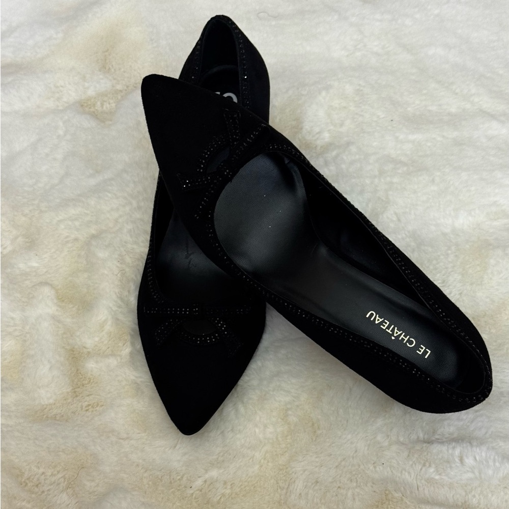 Brand new Le Chateau Black Women's Shoes with Black Rhinestone  and Bow Details
